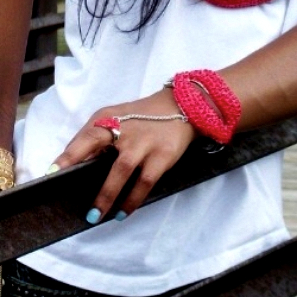 Silver Red Crystal Lips Hinge / Clamper Bracelet with Attached Ring - Picture 7 of 8